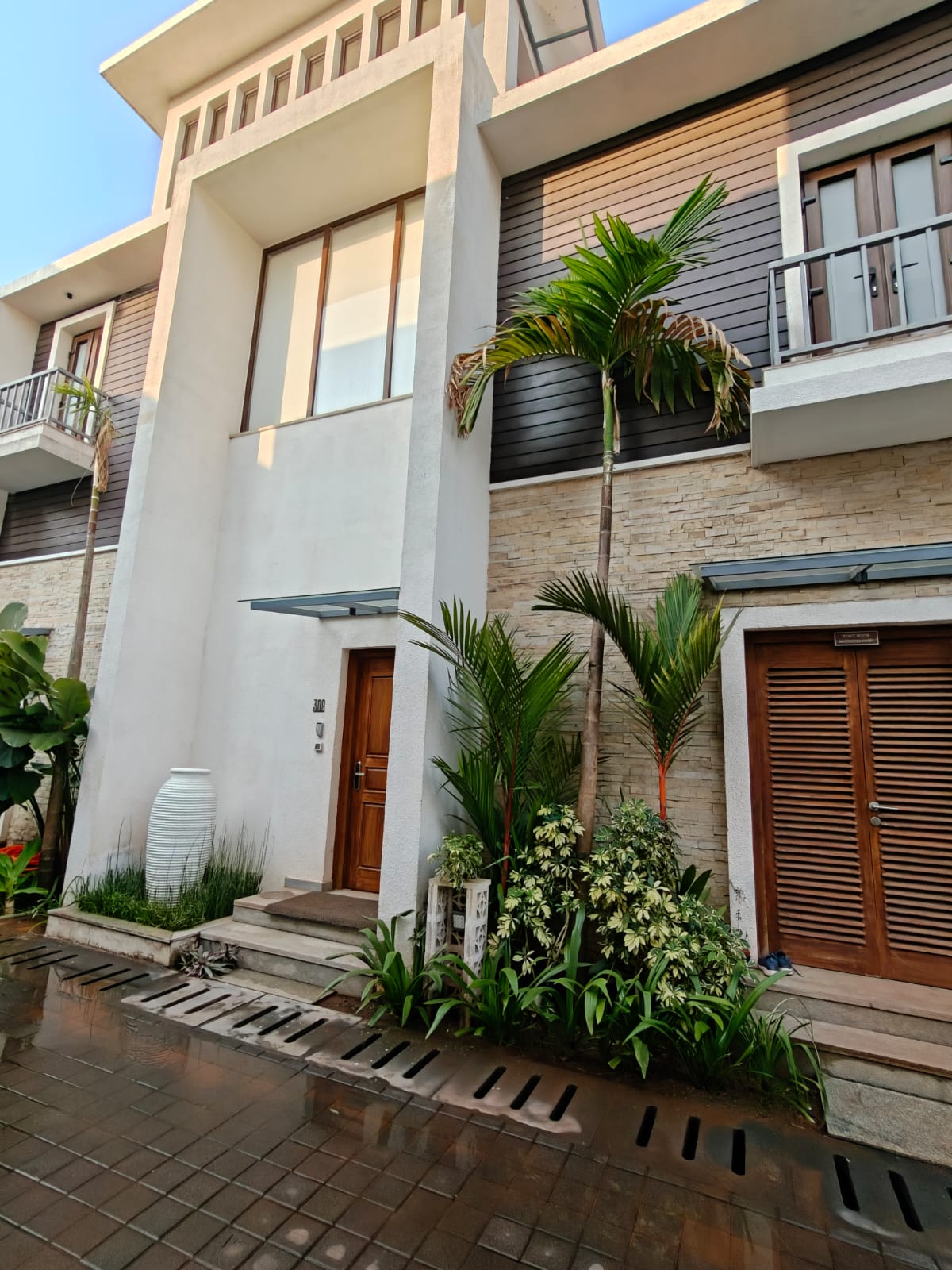 Anjuna - Image 7